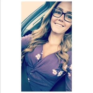 Meet your Posher, Ashley